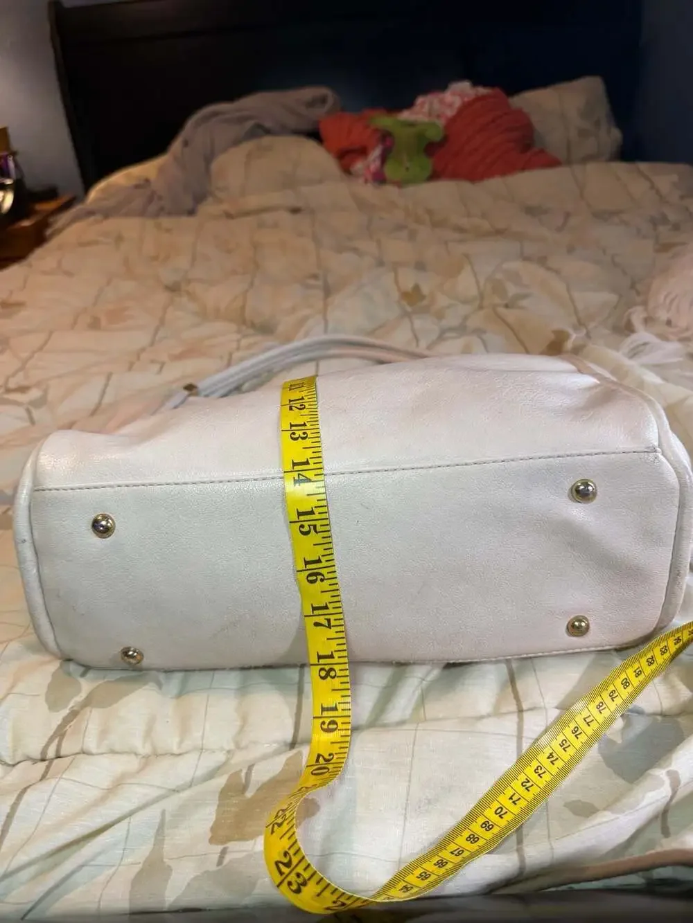 Urban Expressions Finley Hobo Bag in Cream Vegan Leather